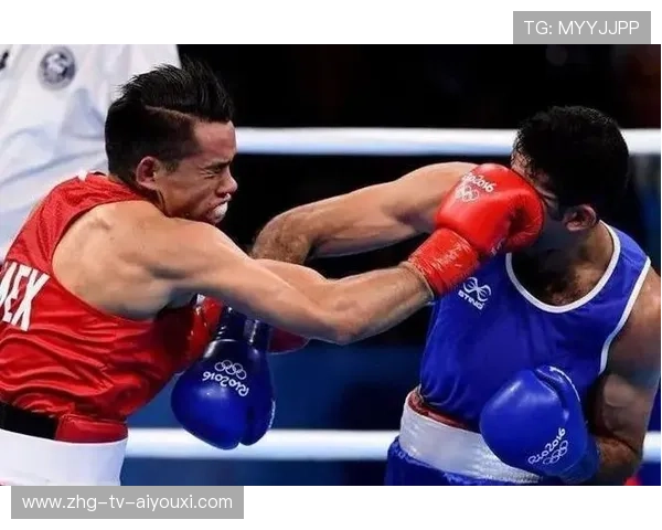 世界拳击夜惊现一拳逆天重击，对手倒地10秒不起