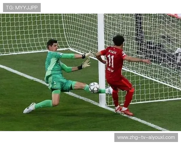 皇马库尔图瓦扑救训练强度拉满