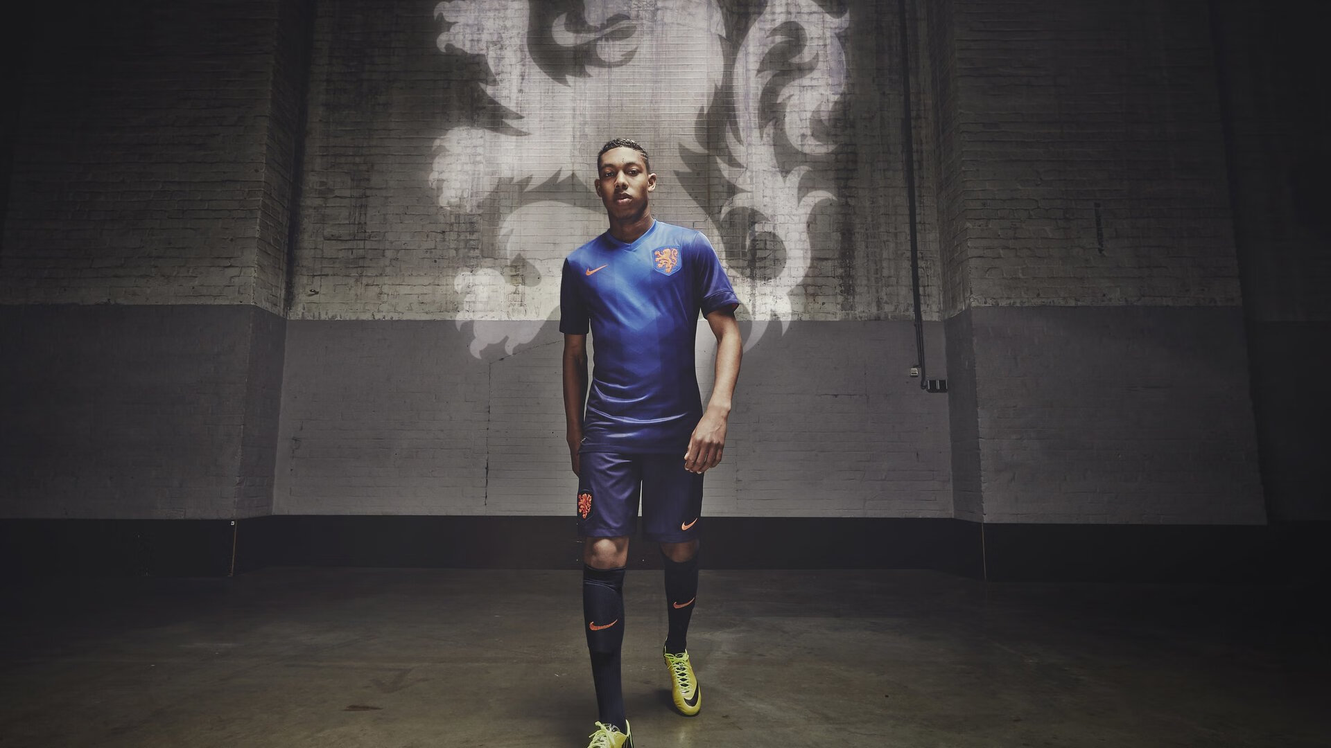 爱游戏体育app-世界杯激情逐鹿：点燃全球的足球盛宴，世界杯足球精彩集锦