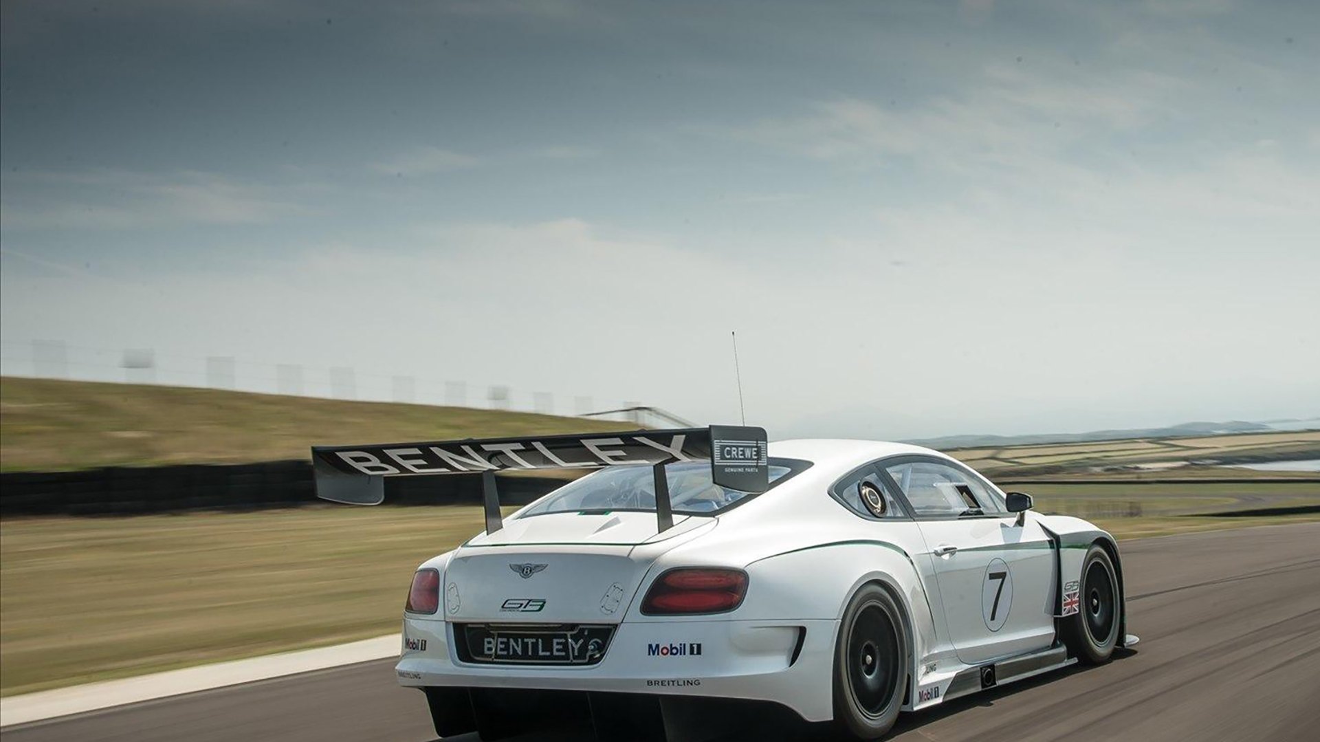 爱游戏app安装-体育新闻中心高光镜头聚焦，体育新闻专题报道