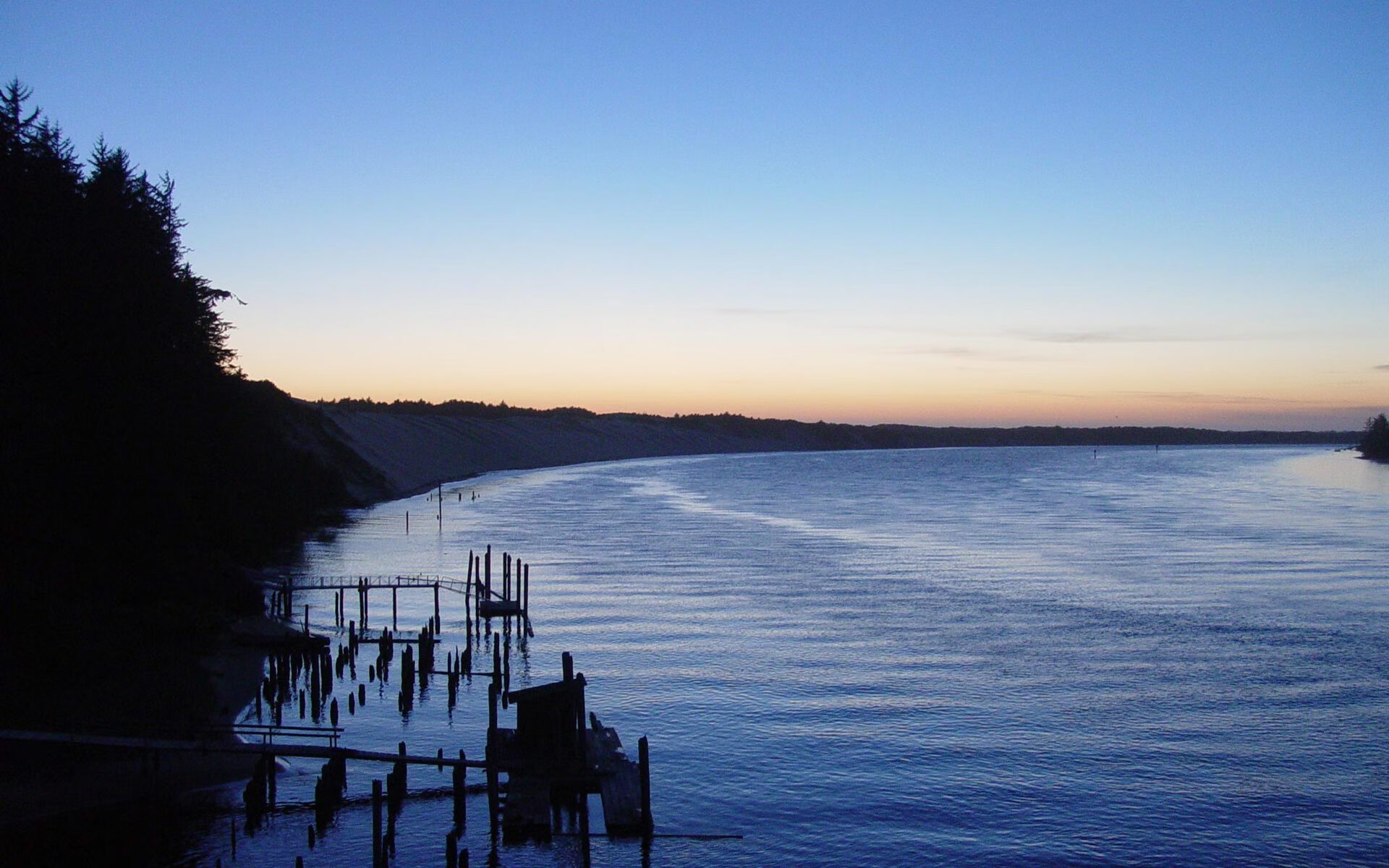 跳水动作流畅波兰赢得掌声，波兰女子跳高